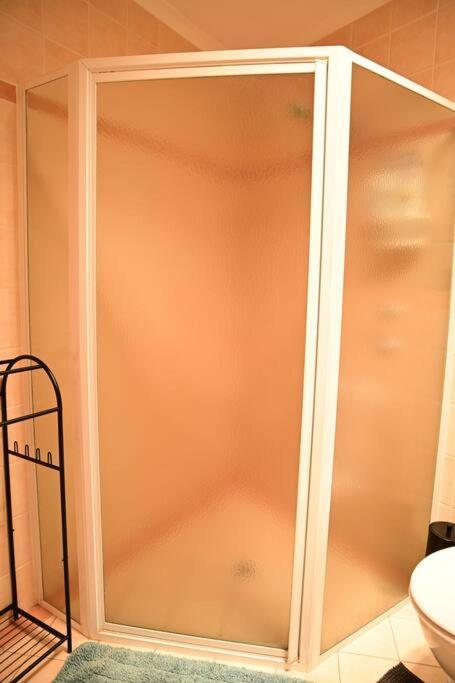 Spacious Studio In Alicesprings Queenbed+Ksairbed Alice Springs Extérieur photo