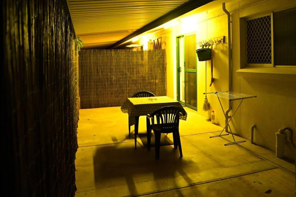 Spacious Studio In Alicesprings Queenbed+Ksairbed Alice Springs Extérieur photo