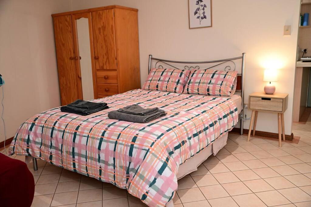 Spacious Studio In Alicesprings Queenbed+Ksairbed Alice Springs Extérieur photo